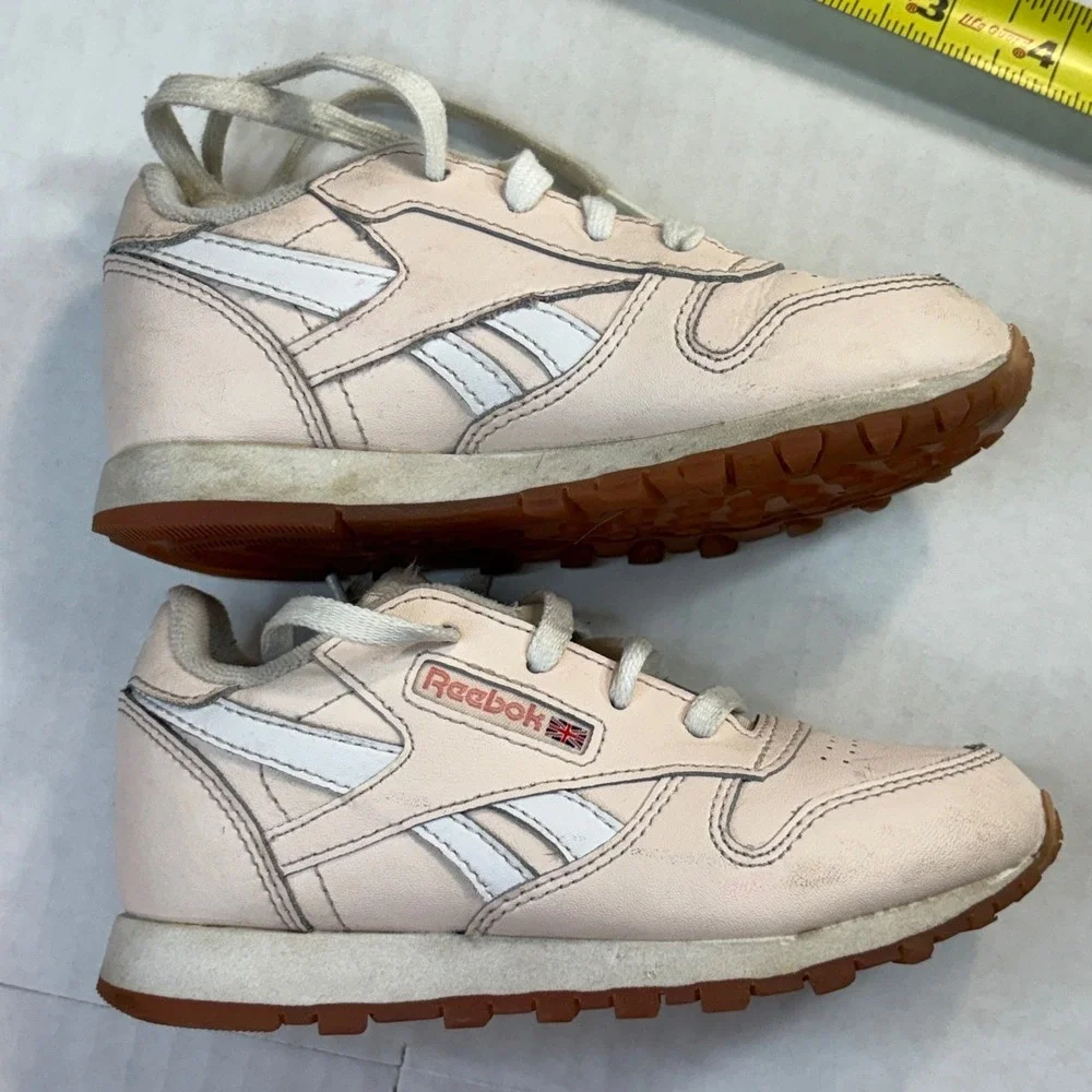 Reebok Classic Leather‎ Sneakers Kids Size 10 Pink Good Condition FU9220